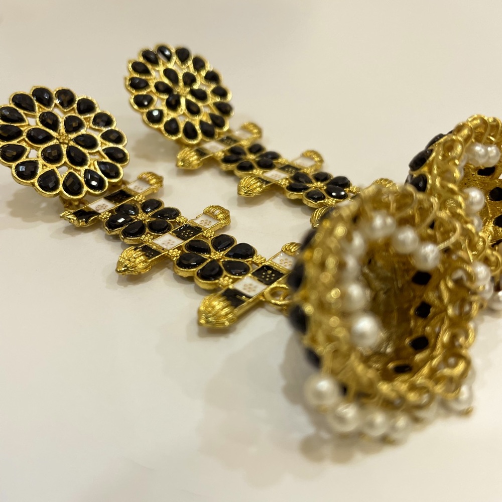 Marble Royal look Earrings - Picture 2 of 5